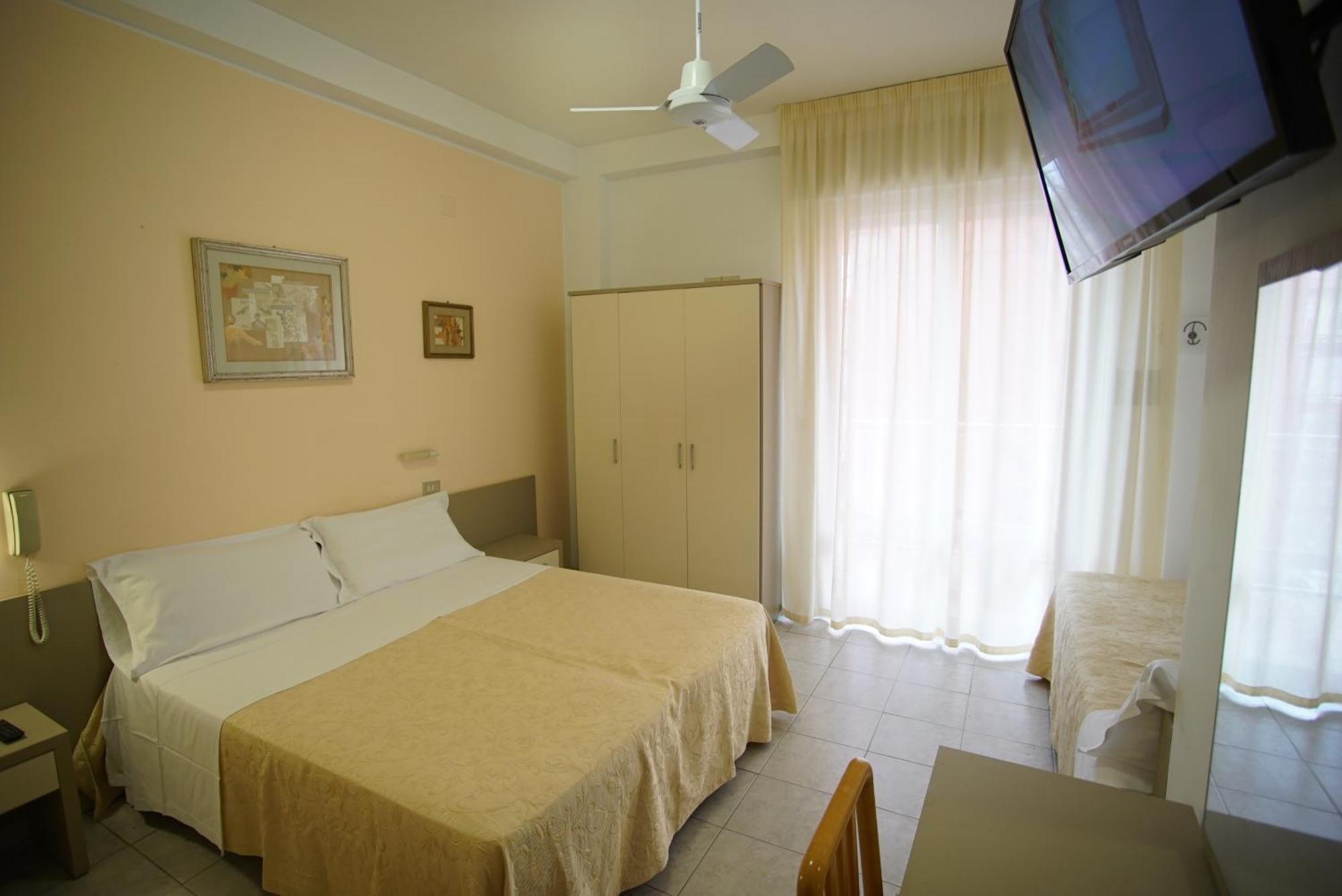Hotel Dell'Angelo Rimini Buitenkant foto