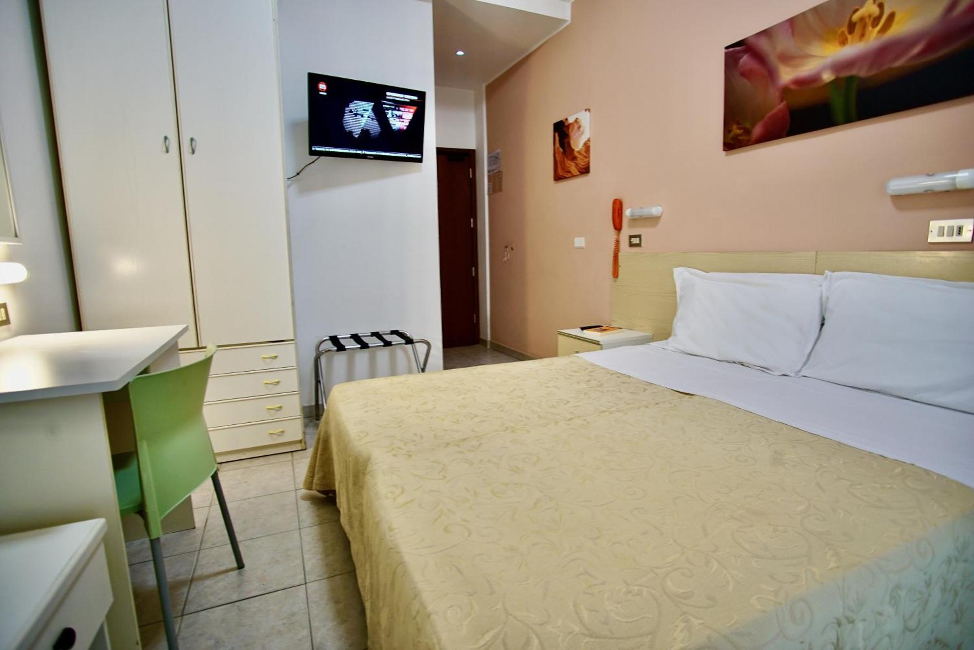 Hotel Dell'Angelo Rimini Buitenkant foto